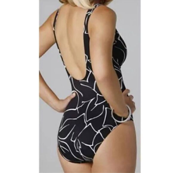 Miraclesuit One-Piece Swimsuit 14 - Picture 2 of 10